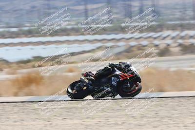 media/Oct-05-2025-CVMA (Sun) [[beeef4f201]]/Race 10-Formula Lightweight Twins Shootout/